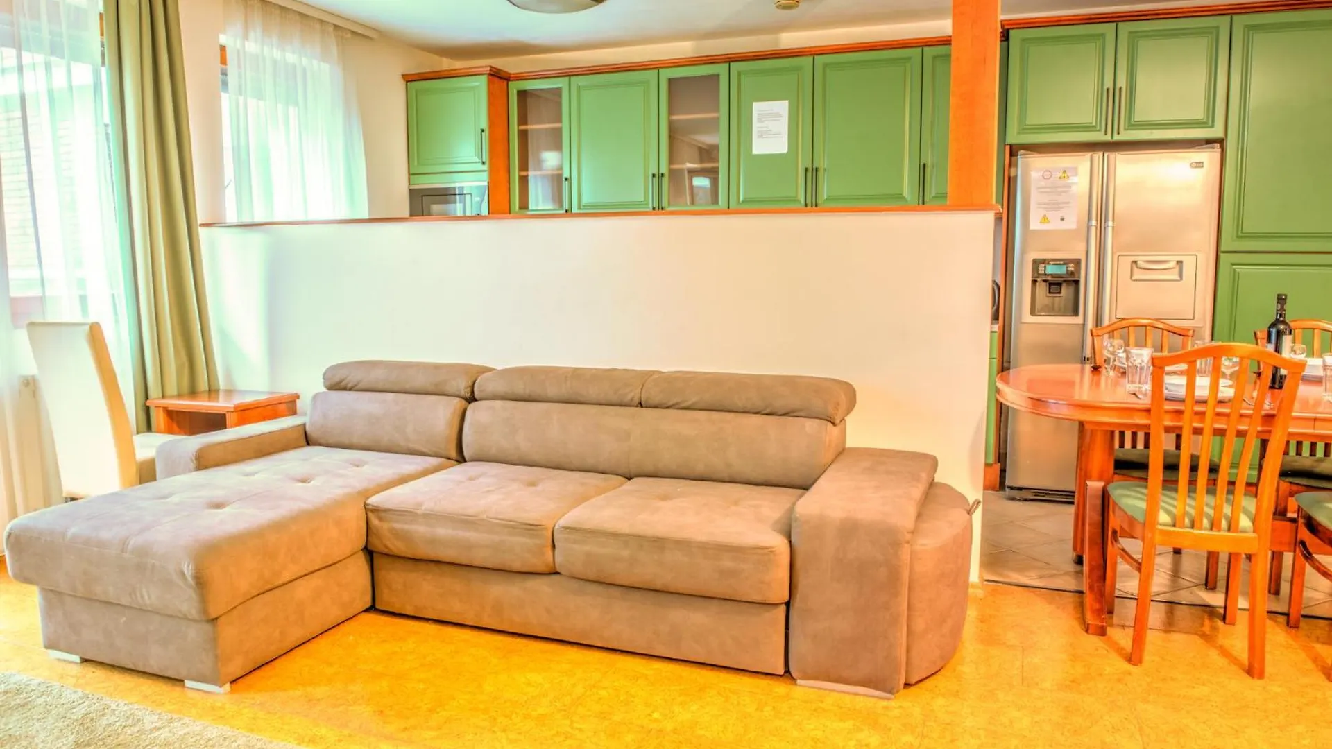 Budapest City Apartments 0*,