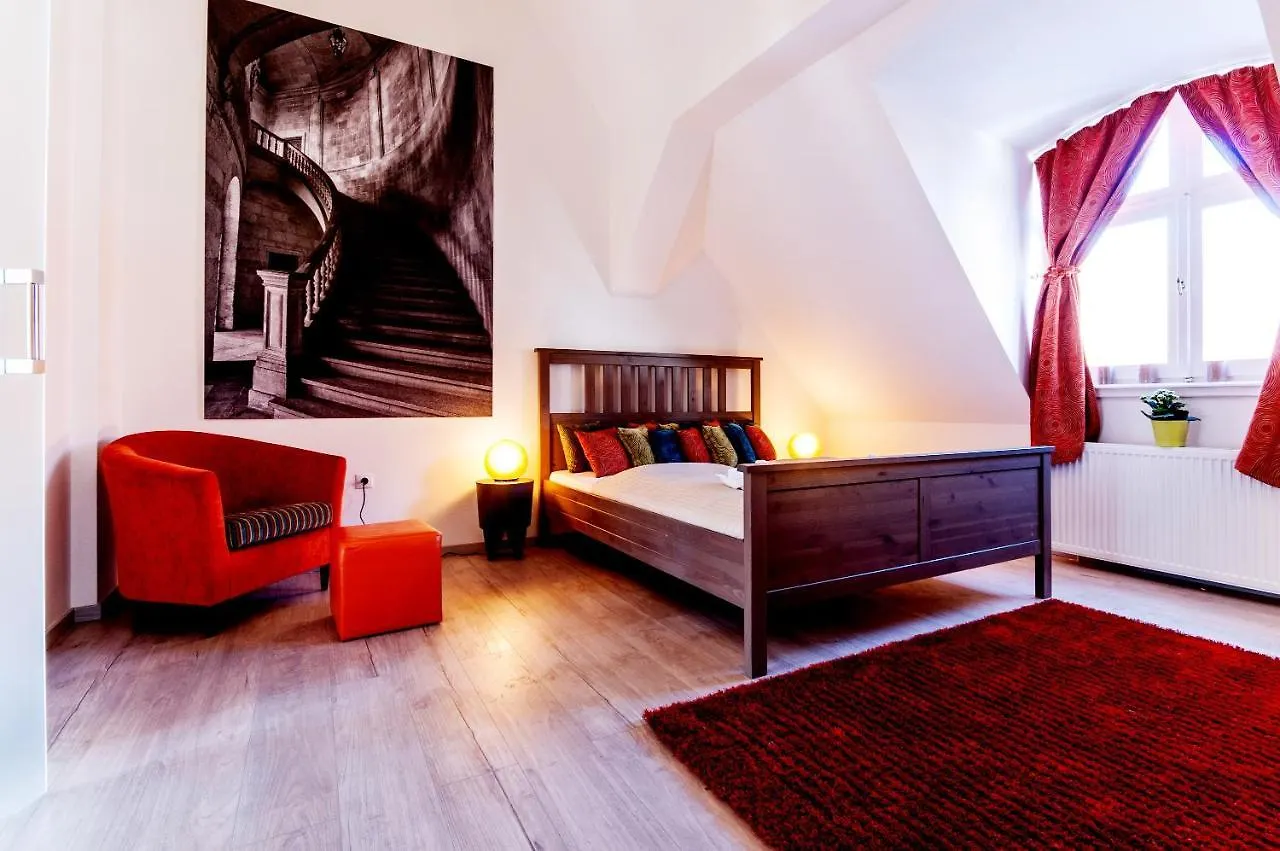 Budapest City Apartments 0*,
