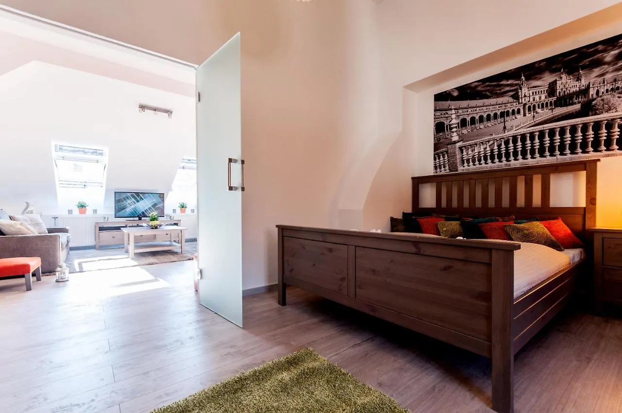 Budapest City Apartments