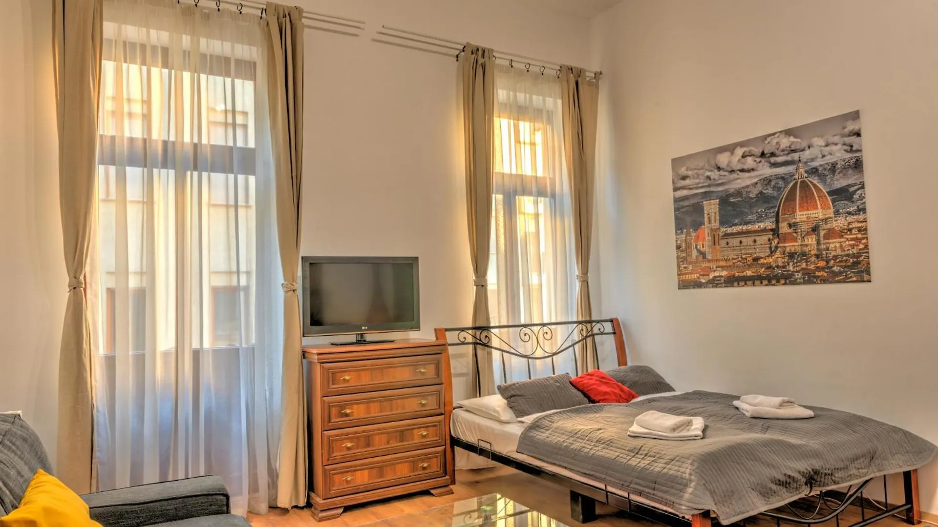 Budapest City Apartments